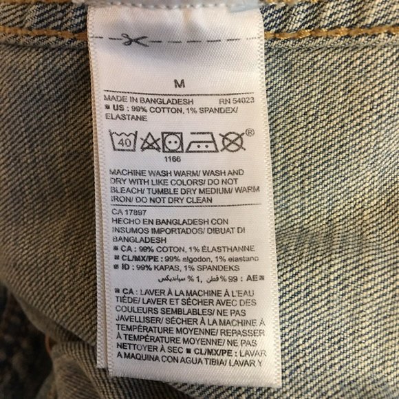 Old Navy Distressed Jean Jacket M Patched Frayed Destroyed Denim Trucker - Picture 9 of 9